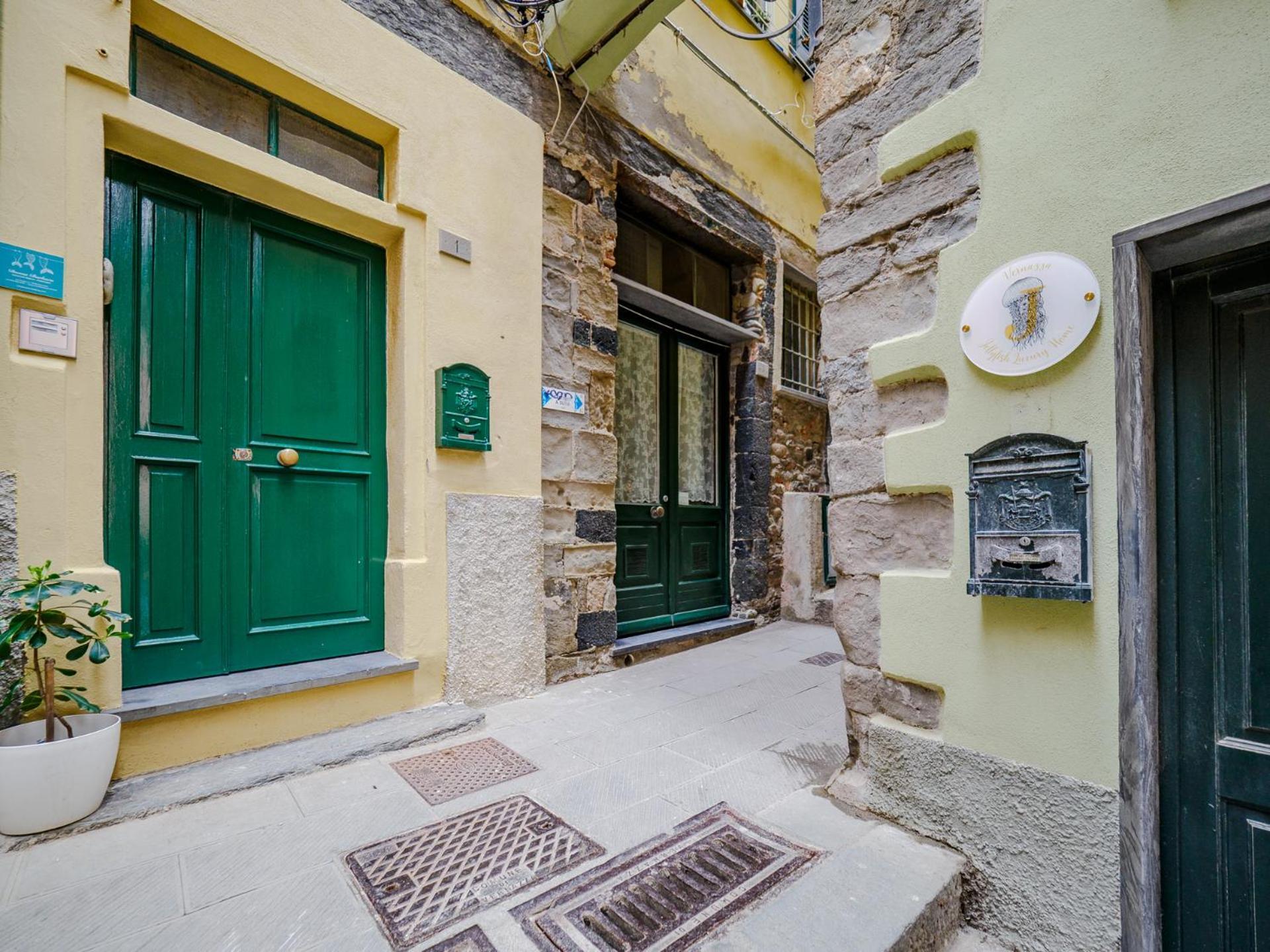 Petrella'S Point Studio With Ac Vernazza Bagian luar foto